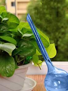 1pc Automatic Plant Watering Bulbs Self Watering Plastic Balls Garden Water Can Houseplant Device Drip Irrigation System