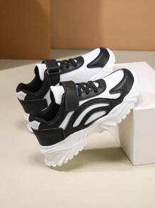 Scarpe casual in pelle traspiranti estive nuove, sneaker bianche, scarpe da corsa per adolescenti