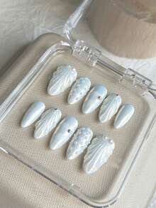 10 móng tay giả vỏ sò trắng thủ công, hình quả hạnh, màu trơn, kiểu dáng đơn giản, thiết kế vỏ sò 3D, kim cương ngọc trai trắng, bột gương ma thuật, móng tay sáng bóng, móng tay cô dâu, thích hợp cho bé gái sử dụng hàng ngày, đám cưới, trang trí tiệc tùng, kèm keo dán và dũa móng tay - trắng - Xem 3