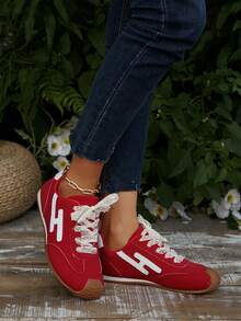 Women's Sweet Style Lace Splice Lace-Up Low-Top Casual Sneakers,