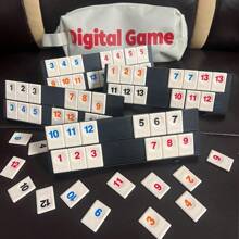 Gra w kostkę Rummy z 4 podstawkami, zestaw podróżny do gry w kostkę 106 elementów z walizką, klasyczna gra planszowa dla rodziny, cyfrowe karty do gry dla dorosłych, karty do gry na imprezę, zabawki do gier planszowych