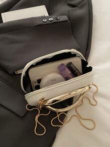 2025 New Women's Metal Accent Personalized Design Shoulder Crossbody Handbag