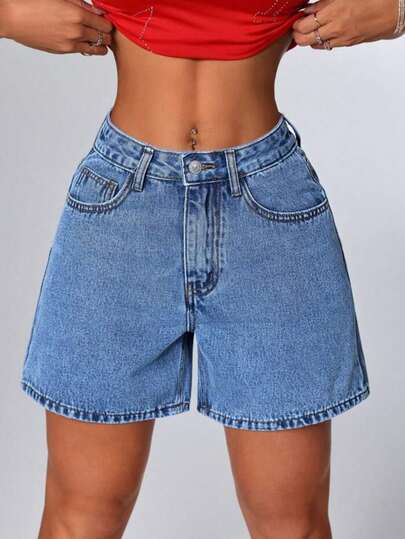 Bermuda Jeans Feminina Conforto Cintura Alta – Lavagem Clara e Efeito Estonado