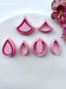 Moule d'oreille en argile douce en forme de goutte d'eau, coupe-biscuits en argile polymère, coupe-oreilles en argile douce pour la fabrication de bijoux en argile polymère, outils d'impression en argile polymère DIY, kit d'artisanat, pour la fabrication d'boucles d'oreilles faites main - convient aux débutants et aux artistes de bijoux, outil de fabrication de boucles d'oreilles à clous en argile polymère, kit de fabrication de bijoux en argile, moules à oreilles en argile, fabriqué en PLA
