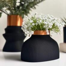 Modern Ribbed Ceramic Vase – Sleek Black & Copper Planter For Houseplants, Succulents & Home Decor – Handmade Indoor Flower Pot With Textured Finish - Black - View 5