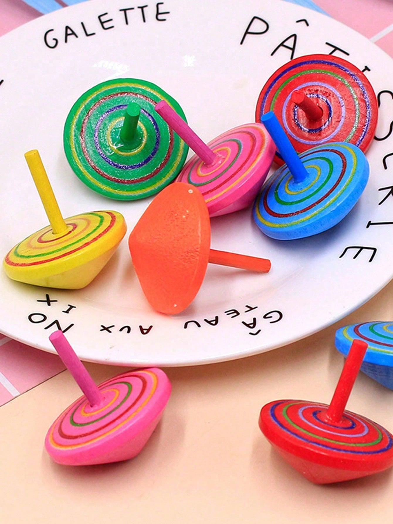 1/6/10/20 قطعة من الألعاب الخشبية الدوارة على الطا...