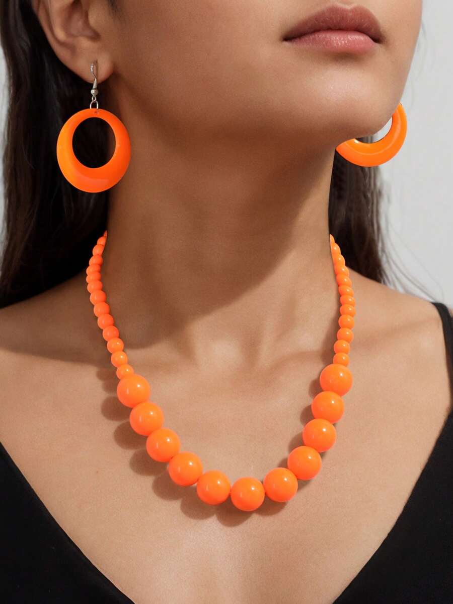 Set Perhiasan Gaya Bohemian 3 Buah yang Menarik Perhatian, Termasuk Kalung Manik Plastik dan Anting Liontin Bulat, Set Perhiasan dengan Desain yang Berlebihan - oranye - View 1