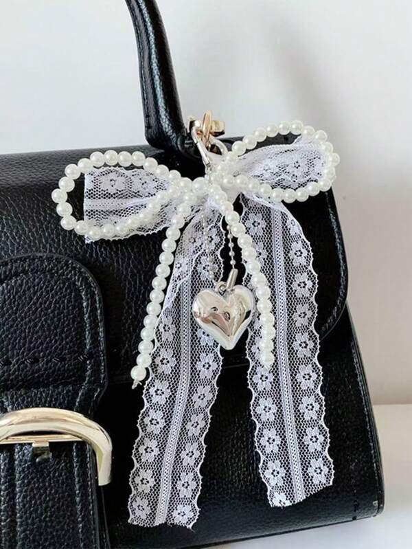 قلادة قلب مصممة بشكل فراشة من سبيكة الزنك والدانتيل والخرز الاصطناعي، قلادة كلاسيكية عصرية للحقائب والسيارات والمدرسة، إكسسوار جوثي مميز