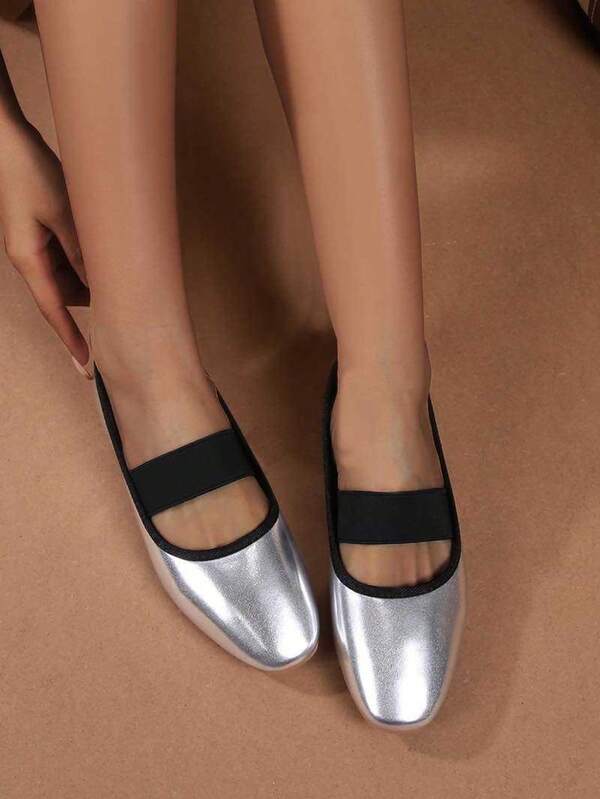 Baleriny ze skóry zamszowej lub sztucznej z elastycznym paskiem