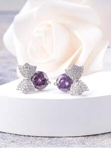 925 纯银防过敏方晶锆石蝴蝶耳钉，时尚优雅，可作为生日礼物 - 銀色 - 查看 3