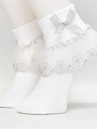 1 paire de chaussettes pour filles avec volants, bords floraux et nœuds, de couleur or et argent