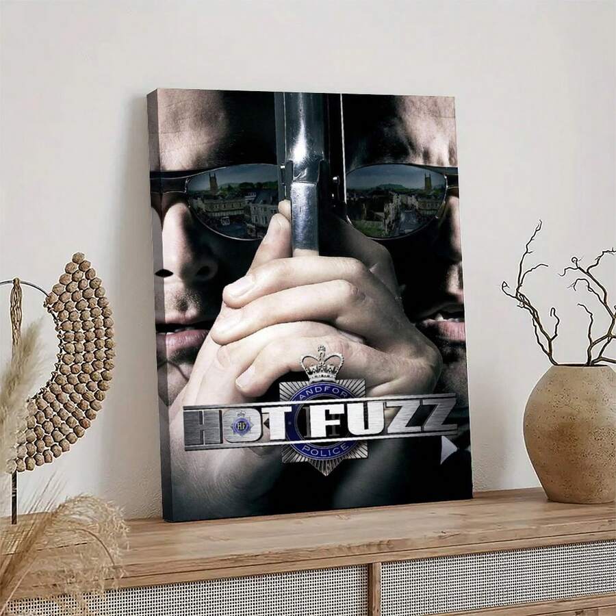 Póster de película vintage de la comedia de acción de buddy cops "Hot Fuzz" enmarcado en lienzo con marco de madera incorporado para decoración del hogar, dormitorio o garaje - Multicolor - Ver 1