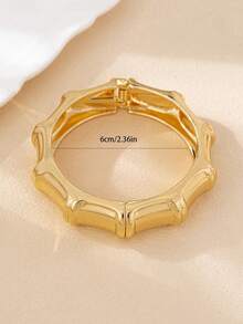 1 Set Minimalist Chic European Style Metallic Smooth & Hammered Texture Zinc Alloy Bangle Bracelet, Suitable For Women's Daily Wear - Yellow Gold - View 9