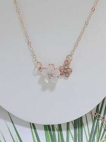 1pc Sakura Pendant Necklace For Women, Rose Gold Clavicle Chain Design - Multicolor - View 4