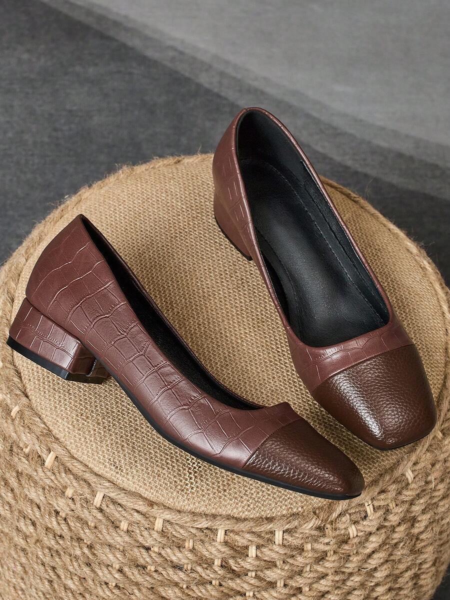 女士时尚低帮拼接尖头浅口鞋，适合旅行、户外、休闲穿着，高端感觉一脚蹬鞋