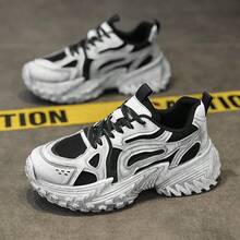 Zapatillas para hombre, zapatillas retro chunky, superficie de malla transpirable, zapatos deportivos casuales, plataforma elevada, de moda y versátiles para la temporada de verano