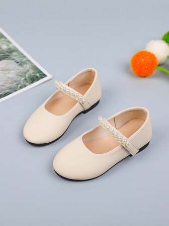1 双女童纯色 2025 新款时尚平底鞋，珍珠装饰简约可爱软底舒适公主鞋适合表演、户外、聚会