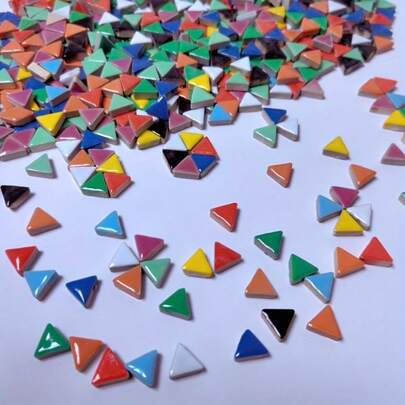 100g/200g Per Pack, Mixed Color Small Triangle DIY Handmade Decorative Beads, Suitable For DIY Projects, Living Room, Kitchen, Bathroom, Home Decor, Art & Craft Projects. Highlights The Mosaic Style, Adding Vibrance To Your DIY Projects.