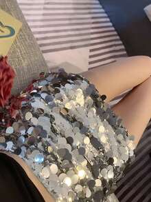 Falda de mujer de moda brillante con lentejuelas plateadas, falda de cadera plateada, falda brillante de media longitud, diseño de moda de alta gama, falda corta para mujer - Plateado - Ver 2