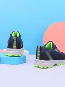 Zapatillas de deporte rosas con cordones, ligeras y transpirables de malla, antideslizantes, para niños y niñas. Calzado deportivo casual para estudiantes de primaria, gimnasio, fitness, entrenamiento cruzado y trotar