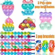 107/117/124 piezas de varios regalos para fiestas, juguetes de aula para rellenar estuches de violín, premios de carnaval para caja del tesoro, relleno de bolsas de regalo, pequeños y minúsculos artículos para caja de recompensas de aula (color aleatorio)