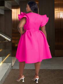 大码女式甜心领盖袖褶皱秋千生日派对毕业礼服，适合生日、婚礼宾客、毕业典礼、晚宴、返校节