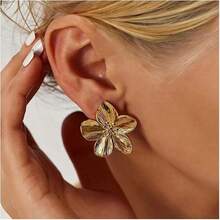 Vintage-Inspired Gold Floral Statement Earrings – 3D Textured Hypoallergenic Jewelry For Women, Spring Summer Party Earrings & Luxe Gift For Mom, Birthday, Her - Vàng - Xem 9