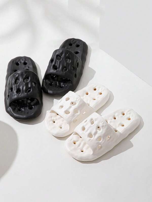 1 paire de tongs imperméables perforées en EVA avec sensation de fèces, sandales antidérapantes pour la maison, la salle de bain, la douche. De retour à l'école