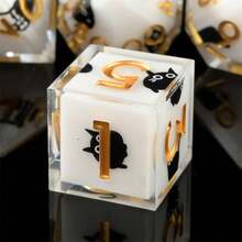 7 件套骰子套装，含树脂多面骰子，饰有小猫贴纸，适用于角色扮演游戏和桌面游戏、龙与地下城骰子，是感恩节和圣诞节的理想礼物