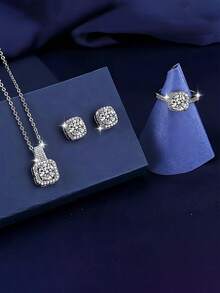 3 件套银色方晶锆石女士首饰套装 - 优雅项链、耳环和戒指三件套 | 闪亮方晶锆石镶嵌，无光泽银质镀层 | 情人节、圣诞节和生日礼物 - 彩色 - 查看 4