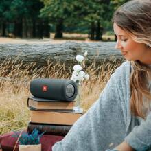 JBL Altavoz Bluetooth FLIP ESSENTIAL 2 - Tu compañero musical de bolsillo | Bluetooth 5.1 | Impermeable IPX7 | Compacto y listo para viajar | Graves profundos | Batería para todo el día