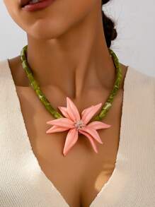 1pc Exaggeration Resin Flower Handmade Beaded Women Personalized Floral Pendant Necklace, Camellia 3D Party Necklace