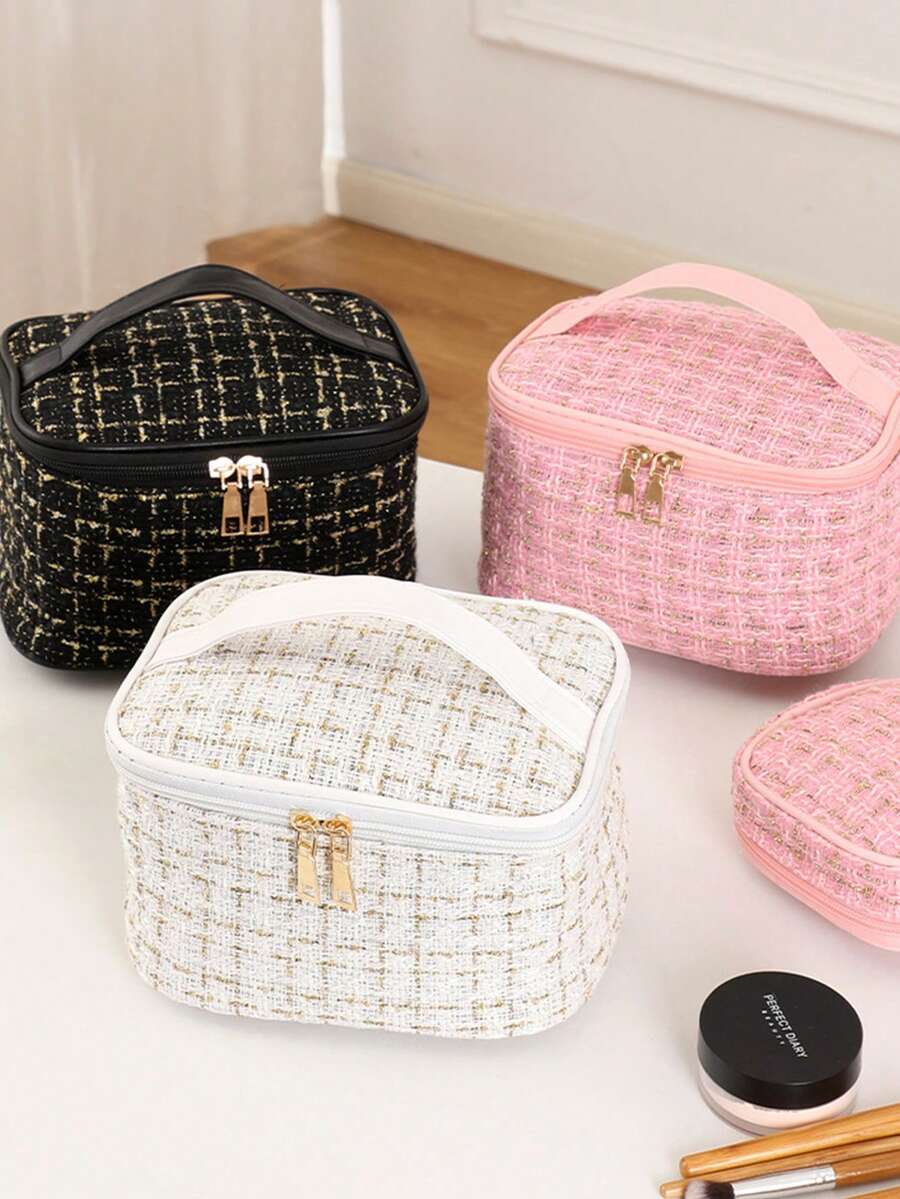 1pc Large Capacity Cosmetic Storage Bag, Portable Travel Light Luxury Style Makeup Bag.