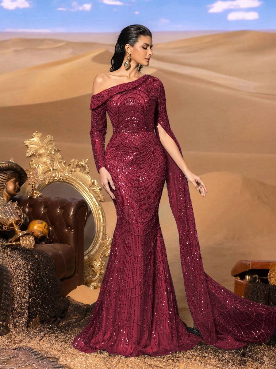 Faeriesty Glamour Asymmetrical Neck Beaded Sequin Mermaid Gown With Asymmetrical Sleeves – Dramatic Floor Length For Luxury Brand Launches - Màu Đỏ Sâu - Xem 1