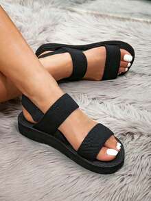 GlamourGrip Women Flat Sandals - 黑色 - 查看 2
