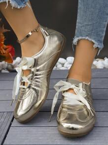 2025 Nuova moda primavera/autunno, scarpe casual da donna stile ballerina minimal versatili, con lacci a fiocco e colori macaron, di nicchia e sportive