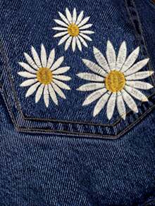 Women's Elastic Denim Embroidered Pocket Shorts - Blue - View 3