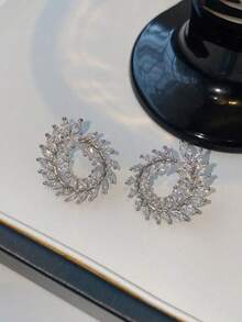 1 paio di orecchini circolari di alta qualità, incastonati con zirconia cubica, dal design elegante a goccia d'acqua brillante, unici e adatti per raduni quotidiani, appuntamenti, viaggi, accessori, regali di nozze, per la stagione nuziale per le donne in stile Y2K