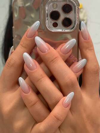 30片杏仁渐变色假指甲，附赠指甲锉和1支果冻胶，圣诞袜填充物