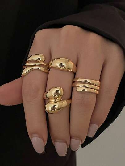 4pcs Vintage Fashion Hollow Geometric Asymmetric Abstract Adjustable Gold Ring Jewelry Set,Versatile For Women's Casual, Holiday Decor And Gift