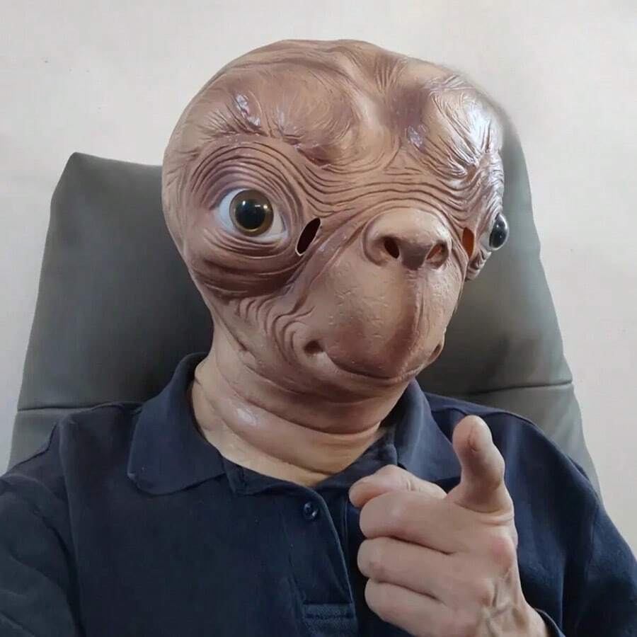 1pc E.T. Alien Mask Latex Full Face Mask - Natural Skin Tone, Large Eyes & Nose Design, Perfect For Halloween Cosplay, Anime, Horror Movie Props, Halloween Costume Accessory | Playful Design | Detailed Facial Features, Halloween Costumes