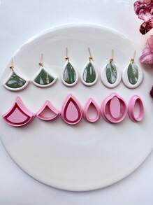 Moule d'oreille en argile douce en forme de goutte d'eau, coupe-biscuits en argile polymère, coupe-oreilles en argile douce pour la fabrication de bijoux en argile polymère, outils d'impression en argile polymère DIY, kit d'artisanat, pour la fabrication d'boucles d'oreilles faites main - convient aux débutants et aux artistes de bijoux, outil de fabrication de boucles d'oreilles à clous en argile polymère, kit de fabrication de bijoux en argile, moules à oreilles en argile, fabriqué en PLA