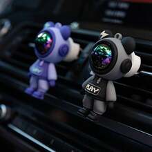 1pc Creative Astronaut Air Freshener Clip, Suitable For All Cars, Can Also Be Used As Auto Decor - Multicolor - View 2
