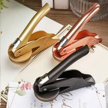 Personalisierter Buchprägestempel (1 Stück), individueller Buchprägestempel, Prägestempel "Aus der Bibliothek", Geschenk für Bücherliebhaber, Bibliotheksprägestempel, Logoprägestempel, personalisierter Hochzeitsprägestempel, Papierprägestempel, Valentinstagsgeschenk, Handprägestempel, multifunktional, dekorativ, wiederverwendbar, modern, bunt, niedlich, Vintage, Cartoon, Kawaii, individuell, personalisiert, einzigartig, maßgeschneidert, für Mitarbeiter, Kunden, Studenten, für Büro/Arbeit/Schule, Bürodekoration