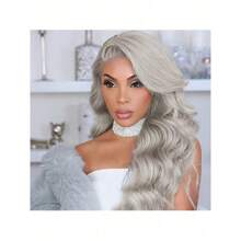 Parrucca sostitutiva 13x4 in pizzo svizzero trasparente, 26 pollici, resistente al calore, fibra morbida, riga centrale, stile lungo e ondulato, colore grigio, parrucca sintetica frontale in pizzo per donne e ragazze per uso quotidiano e feste