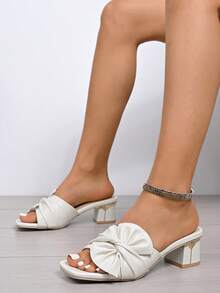 Women's Open Toe Square Buckle Solid Color Peep Toe Sandals, Vacation Style Summer Flat Low Heel Square Toe Sandals - White - View 7