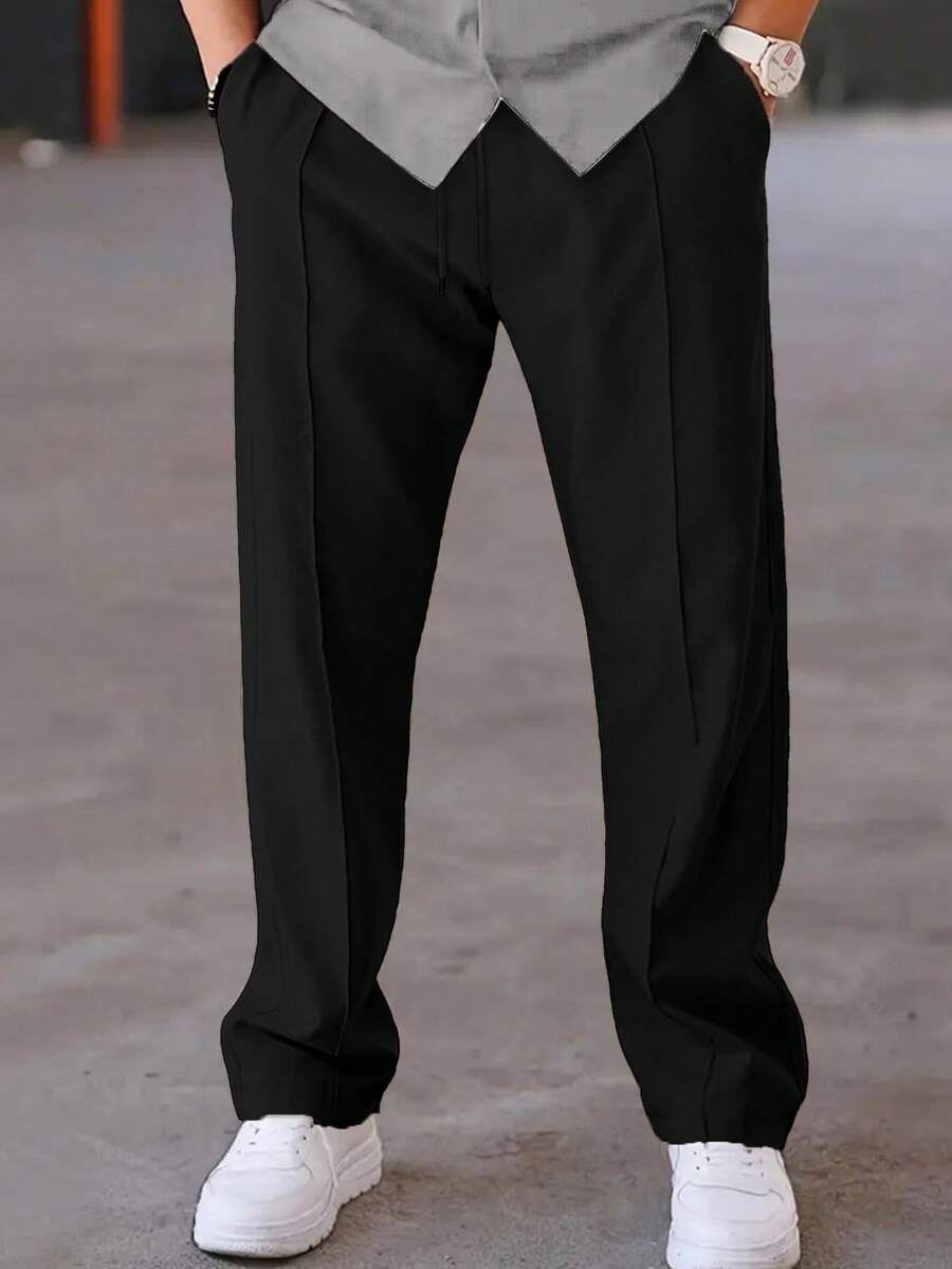 男士复古风长裤，经典口袋设计，饰以牙签状细节。这款轻盈的纯色休闲裤舒适百搭，轻松打造时尚造型。 - 黑色 - 查看 1