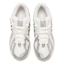 New Balance 轻便减震休闲鞋，户外运动和日常通勤鞋，U1906RRG-D，男女通用 - 銀色/白色 - 查看 4