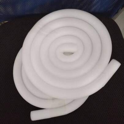 Tubi in schiuma di polietilene ed espanso di polistirene da 2,5 cm di diametro x 210 cm, bianchi e colorati, materiale assorbente gli urti per decorazioni floreali per matrimoni