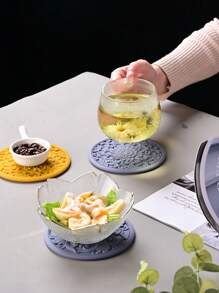 lovely flower Set Of 3pcs Traditional Round Silicone Coaster,Cup Mat Kitchen Table Heat-Resistant Coasters And Thick Insulation Pads//Coaster Set For Home Decor Tabletop Protection Suitable For Kinds Of Cups